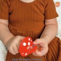 Gryzak logopedyczny Grzybek dla niemowląt na ząbkowanie czerwony i niebieski, RaZbaby