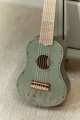 Drewniana gitara zielona Safari Friends FSC Little Dutch